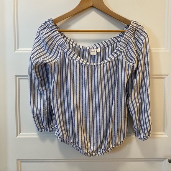 TWIK Small Off the Shoulder Cropped Blouse EUC - Picture 5 of 11